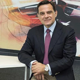 Luis Comas